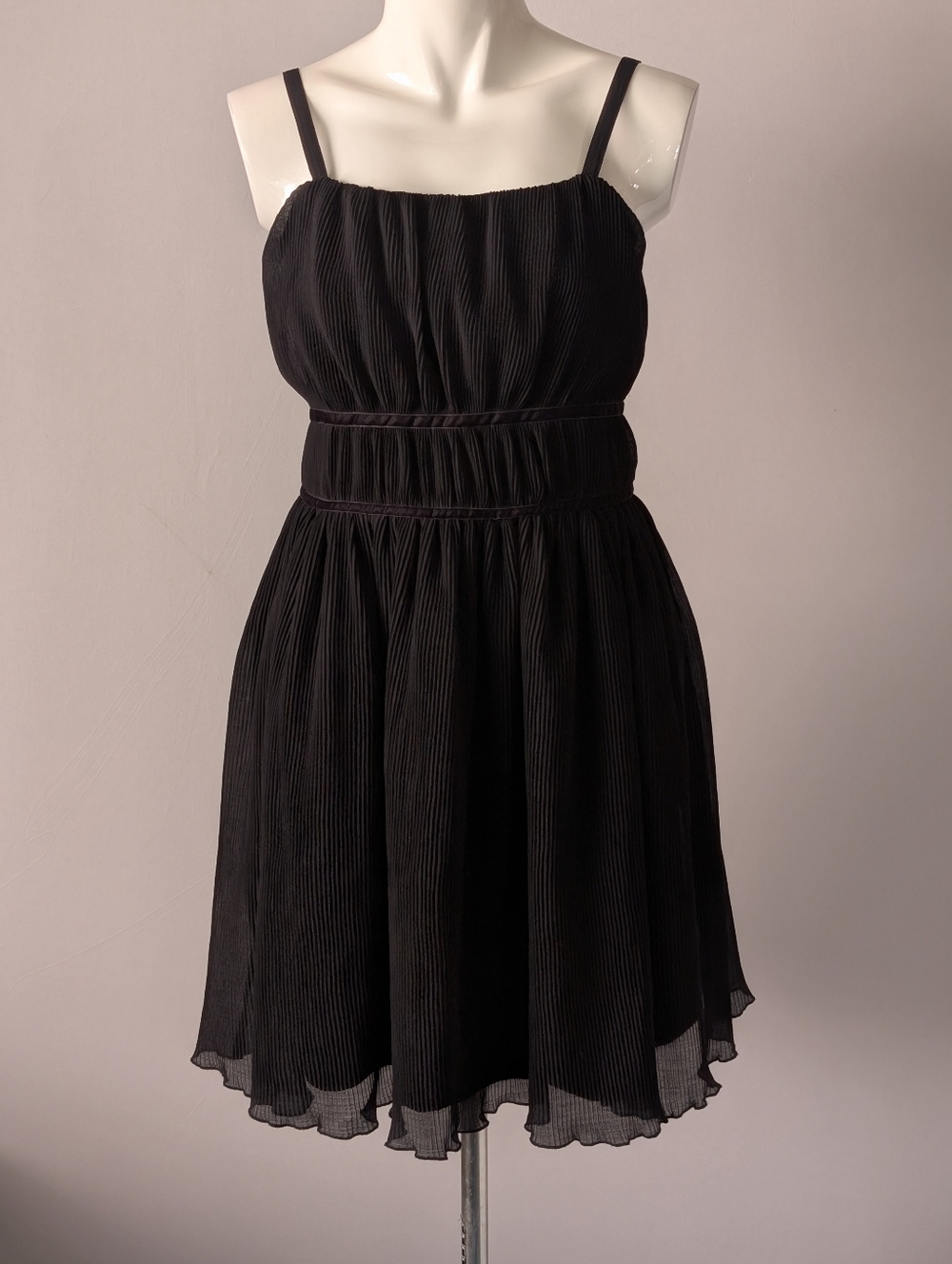 abercrombie kids Grecian Pleated Black Dress with Elastic Waistband Size 15/16